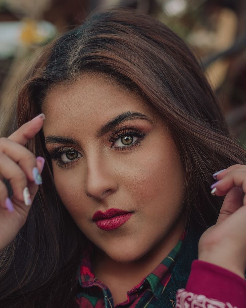 Ximena R.